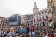 Por la tarde tuvieron lugar la representación del Ball de Dames i Vells, la exhibición del Seguici Festiu, el Solemne Oficio de Completas y la segunda vuelta de las fiestas.