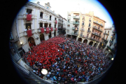 Ojo de pez de la última edición de la Fiesta Mayor de Sant Joan delante del Ayuntamiento de Valls.