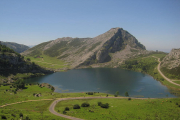 Imatge d'un dels llacs de Covadonga.