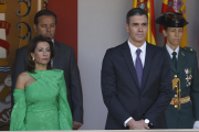 El president del Govern espanyol Pedro Sánchez, i la ministra de Transports Raquel Sánchez, aquest dijous durant la desfilada del Dia de la Festa Nacional a Madrid.