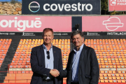 El president del Nàstic, Josep Maria Andreu, i el director general de Covestro España, Andrea Firenze han formalitzat l'acord.