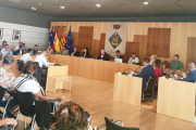 El plenari de l'Ajuntament de Salou ahir, en el que es va aprovar, per unanimitat, la cessió del terreny.