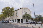 Fotografia de l'exterior d'un hotel de Reus.