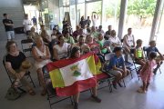 Veïns i amics es van reunir al Poliesportiu per seguir la tiradora.