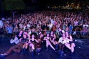 Final de l'actucaió de Balkan al FIMC, al Port de Cambrils.