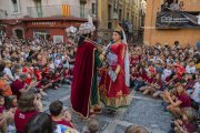 Milers de persones van omplir ahir les escales de la Catedral i les places i carrers de la Part Alta per gaudir de la Baixadeta de l’Aligueta, que donava el tret de sortida a la festa major dels més petits.