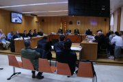 Inici del judici oral pel cas del frau en els exàmens del carnet de conduir vinculat a les autoescoles Roquetes-Temple.