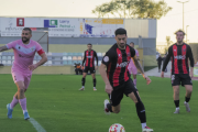 El capità roig-i-negre, Xavi Jaime, durant el partit d’ahir contra el Badalona.