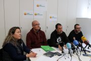 Responsables d'Unió de Pagesos de les Terres de l'Ebre i del sector de l'oli nacional a la seu del sindicat agrari a Tortosa.