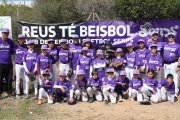 Els jugadors del CBS Serps de Reus després de completar el seu primer partit oficial com a locals.