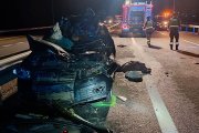 Imatge del vehicle accidentat a l'A-66 a Lleó.