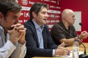 El president executiu del Nàstic, Lluís Fàbregas, durant la presentació de Luis César.