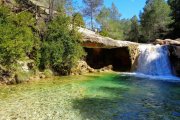 Imagen de una cascada en el Toll de Vidre.