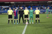 Alonso de Ena Wolf, al centre de la imatge, abans del Barça Atlètic-Nàstic d'aquesta temporada.