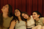 Les actrius Isabel Canut, Noa Real, Mercè Vergés i Alèxia Labòria.