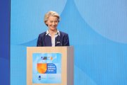 La presidenta de la Comissió Europea, Ursula Von der Leyen, durant la seva intervenció a la cimera anual de l'OTAN.