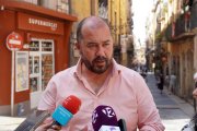 El portaveu adjunt d’ERC, Xavi Puig, durant la seva compareixença.
