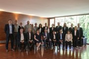 L’equip de FuneCamp, amb el guardó.