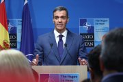 El president espanyol, Pedro Sánchez, durant la roda de premsa posterior a la cimera de l'OTAN de la Haia.