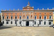 Imatge de la façana de l'Ajuntament de Tarragona.