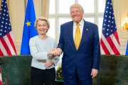 Reunió entre la presidenta de la Comissió Europea, Ursula von der Leyen, i el president dels Estats Units, Donald Trump, a Escòcia