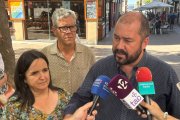 Els consellers republicans, ahir, durant la compareixença a la plaça Verdaguer.