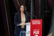 La secretària d'organització del PSOE, Rebeca Torró, en el seu discurs des de Castella-i-Leó