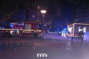 Imatge dels bombers al lloc dels fets.