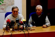 L'administrador de la Comunitat de Regants de Riudecanyes, Miquel Àngel Prats, i el president Joan Llaberia durant la roda de premsa