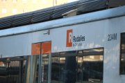 Logotip de Rodalies en un tren