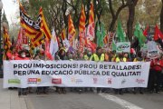 Fotografia d'arxiu d'una manifestació del sector docent pels carrers de Tarragona.