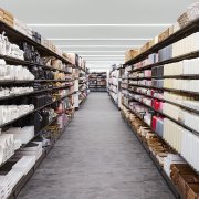 TEDi ofereix productes per la llar de decoració, bricolatge, manualitats, etc.