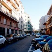 Imatge del carrer de Sant Antoni Maria Claret on s'ha localitzat una persona morta dijous.