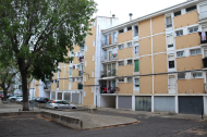 Un bloc de pisos del barri de Centcelles a Constantí.