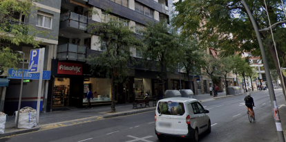 Un dels immobles està situat a l'avinguda Ramon i Cajal.