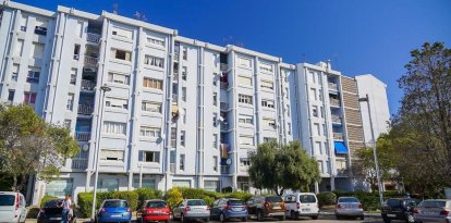 Imatge d'arxiu dels blocs blaus de Campclar.