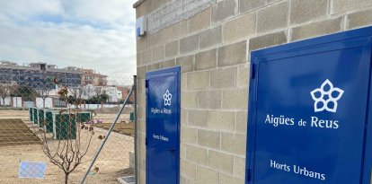 Imatge de la instal·lació d'Aigües Reus als horts urbans.