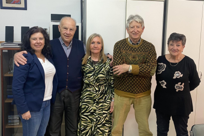 El protocol anirà adreçat a la Junta del Club de Jubilats i tindrà línia directa amb les dones grans que visitin el casal o participin en els tallers que s'organitzen .