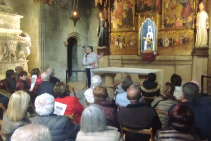 Conferència sobre el retaule de la capella de la Verge de Montserrat.