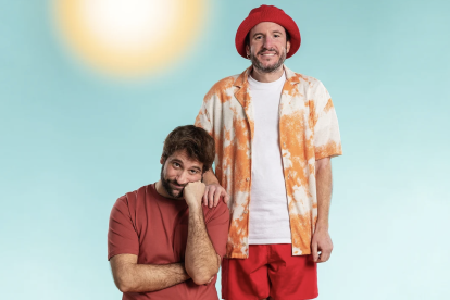 Ricard Farré i Àlex Pujols, autors del llibre i de la cançó homònima.