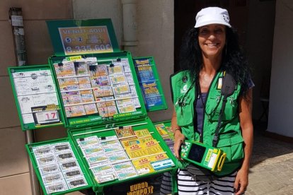 Ana María Romero ha venut el rasca premiat.