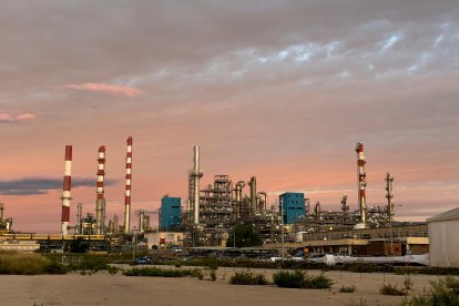 Imatge del cracker de Dow Tarragona, situat al polígon nord.