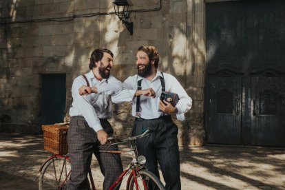 Els actors Arnau Puig i Ricard Farré.