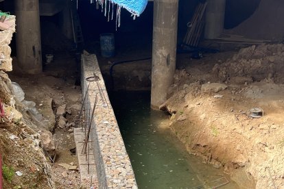 L’aigua encara brolla de la Font dels Lleons de Tarragona.