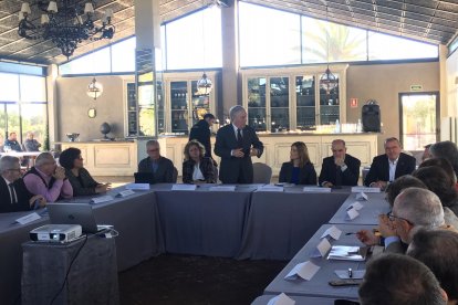 Imatge d’arxiu d’una reunió d’integrants de la Regió del Coneixement.