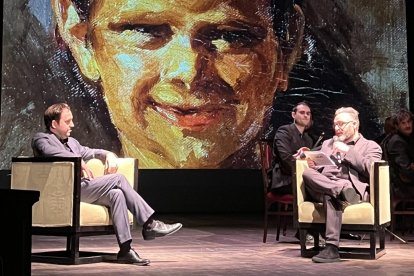 Fotografia de l’acte celebrat al Teatre Fortuny per a donar el tret de sortida a la programació d’actes de l’Any Fortuny.
