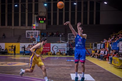 Imatge d'arxiu del partit del CBT contra la UE Mataró