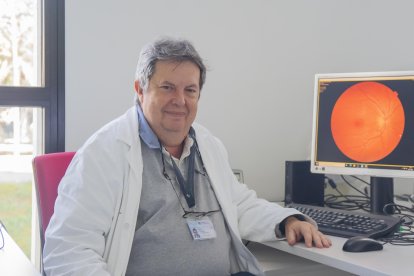 Pere Romero, investigador responsable del grup d’oftalmologia de l’HUSJR