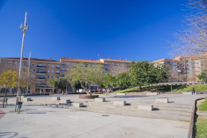 Imatge de la plaça central del barri de l’Arrabassada, dibuixat durant la dècada dels vuitanta