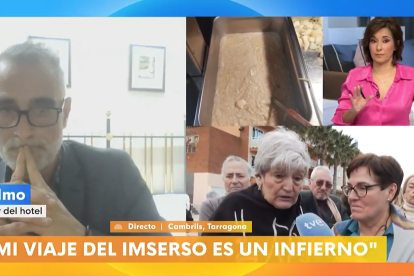 Imagen del momento en el que dos mujeres han expuesto sus quejas.